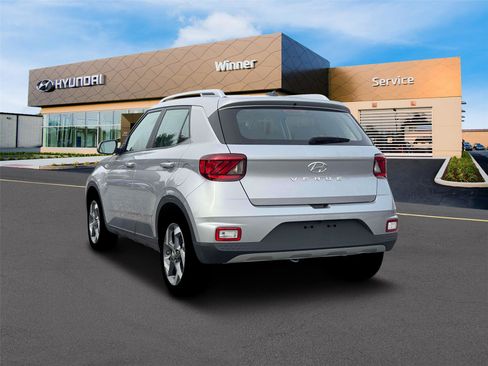 New 2026 Hyundai Venue SEL FWD image 24