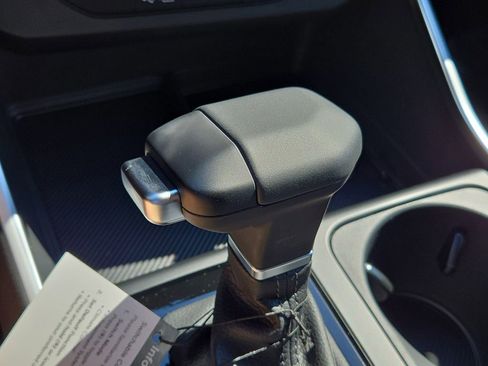 New 2026 Kia Carnival SX Prestige image 24