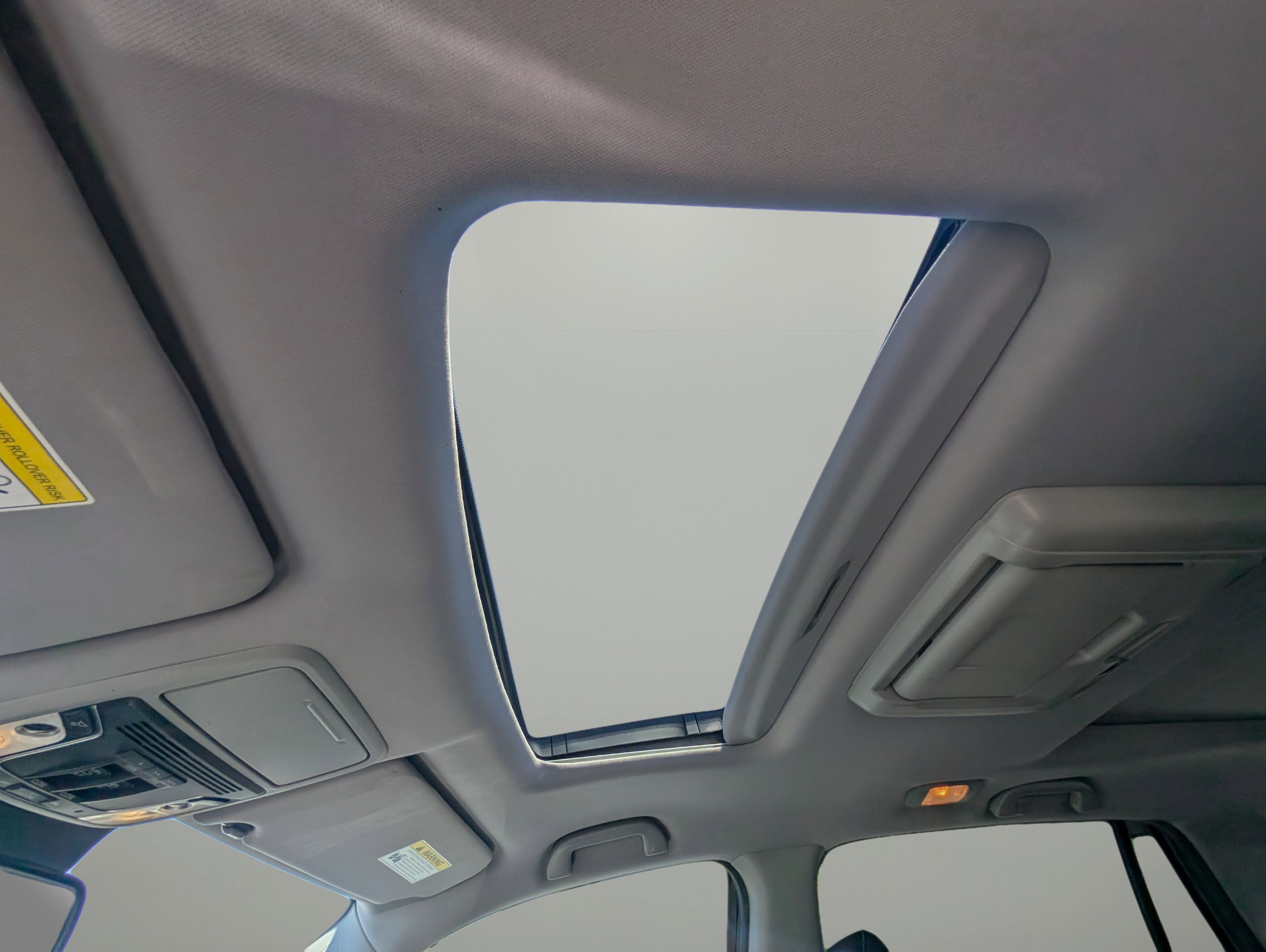 Used 2017 Honda Pilot Elite image 17