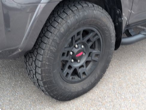 Used 2023 Toyota 4Runner SR5 Premium image 31