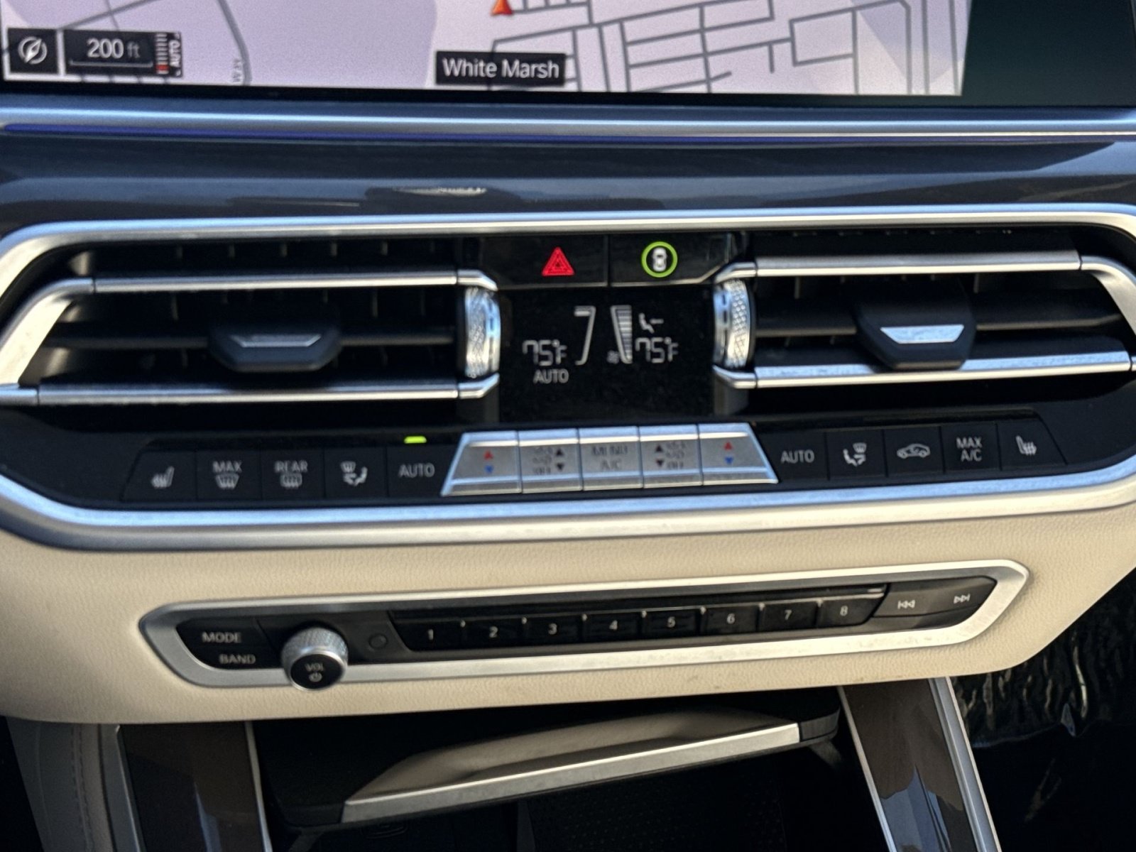 Used 2022 BMW X5 xDrive40i w/ M Sport Package AWD/4WD image 22