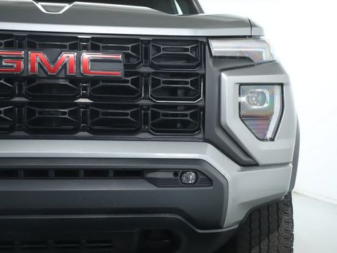 Used 2023 GMC Canyon Elevation w/ Convenience Package AWD/4WD image 7