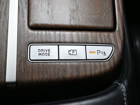 Used 2023 Genesis Electrified G80 image 32