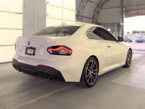 Used 2022 BMW 230i Coupe w/ Premium Package 2 RWD image 2