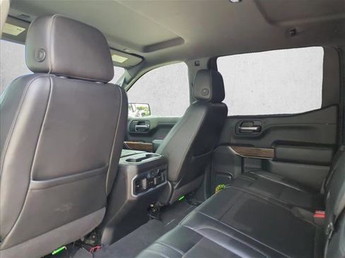 Used 2019 Chevrolet Silverado 1500 High Country AWD/4WD image 16