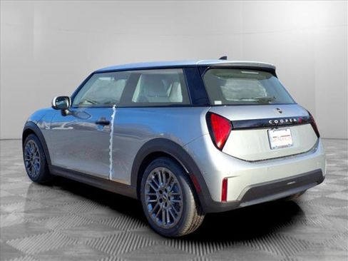 Certified 2025 MINI Cooper S image 3