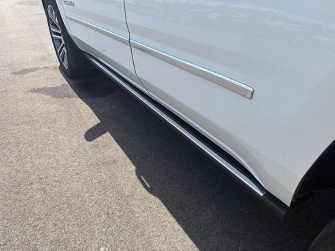 Used 2018 GMC Yukon Denali w/ Denali Ultimate Package AWD/4WD image 15