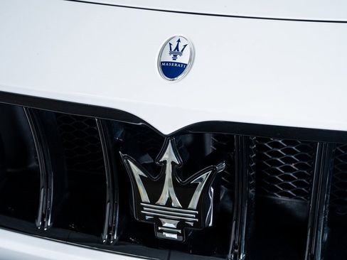 Used 2023 Maserati Grecale Modena image 17