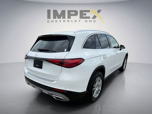 Used 2023 Mercedes-Benz GLC 300 4MATIC w/ Exclusive Trim Package image 5