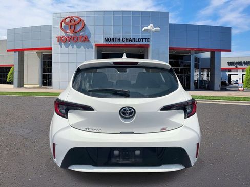 Used 2023 Toyota Corolla SE FWD image 6