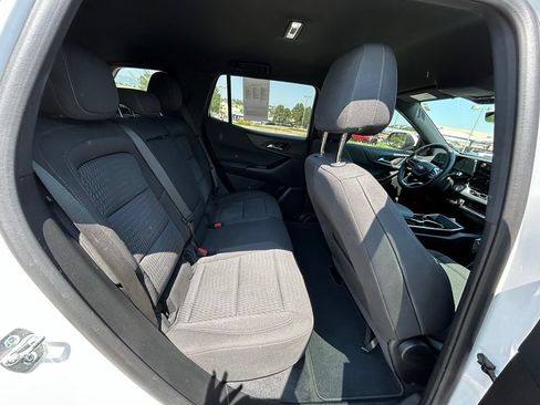 Used 2025 Chevrolet Equinox LT w/ Safety and Technology Package FWD image 30