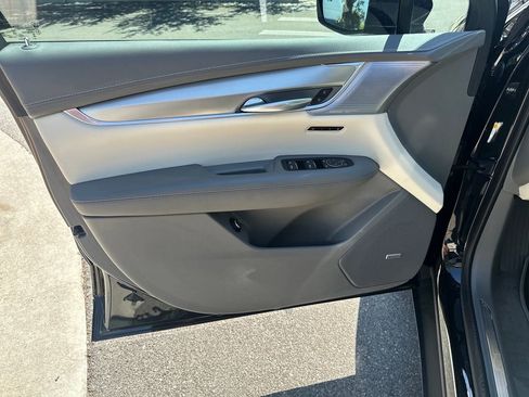 Used 2023 Cadillac XT5 Premium Luxury w/ Technology Package FWD image 14