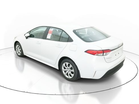 New 2026 Toyota Corolla LE image 5