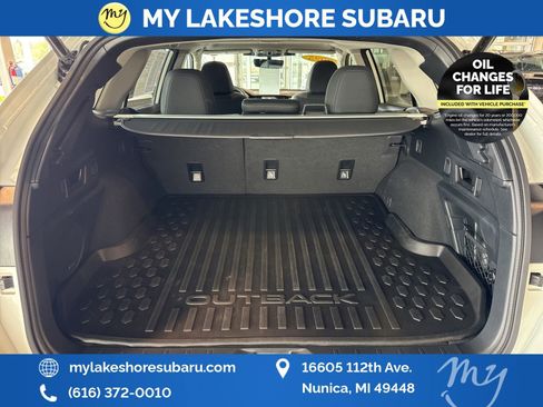 Certified 2025 Subaru Outback Onyx Edition AWD/4WD image 27