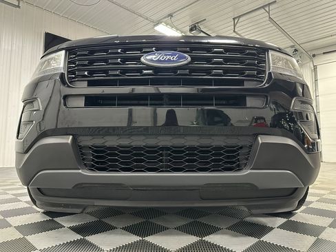 Used 2017 Ford Explorer 4WD image 14