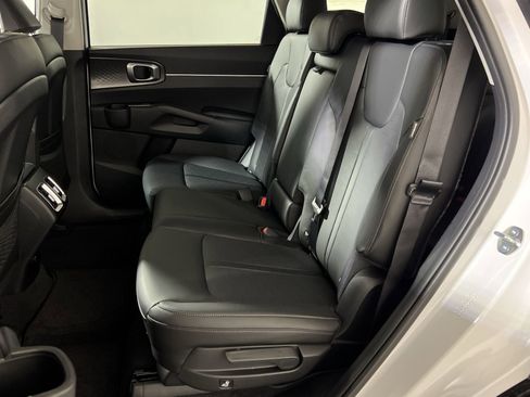 New 2026 Kia Sorento S image 23