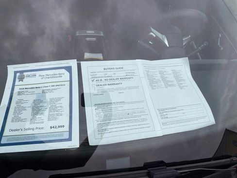 Used 2025 Mercedes-Benz C 300 4MATIC Sedan image 33