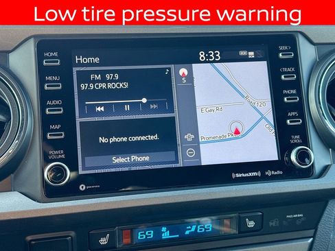 Used 2022 Toyota Tacoma TRD Sport image 12