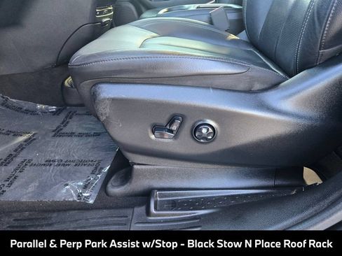 Used 2019 Chrysler Pacifica Touring-L Plus w/ Advanced Safetytec Group FWD image 24