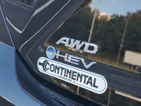 Used 2026 Toyota Camry XLE image 8