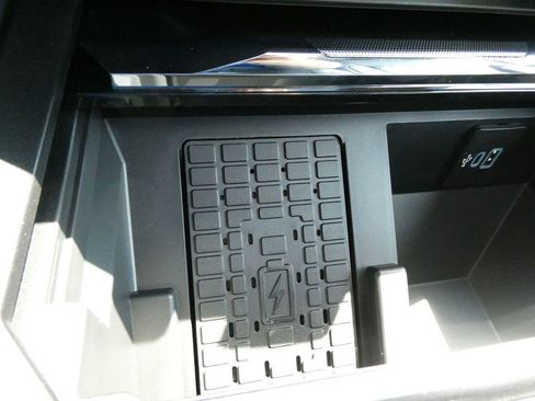 New 2026 Ford F250 Lariat w/ Black Appearance Package AWD/4WD image 27