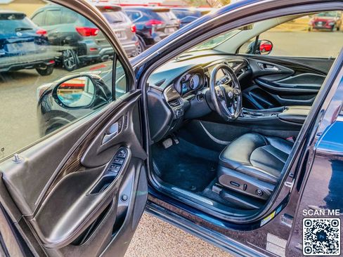 Used 2020 Buick Envision Essence image 12