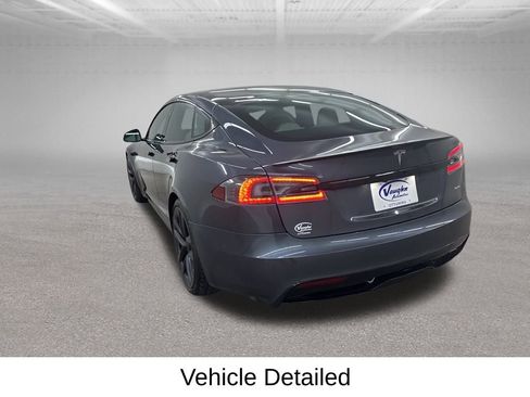Used 2021 Tesla Model S Plaid image 9