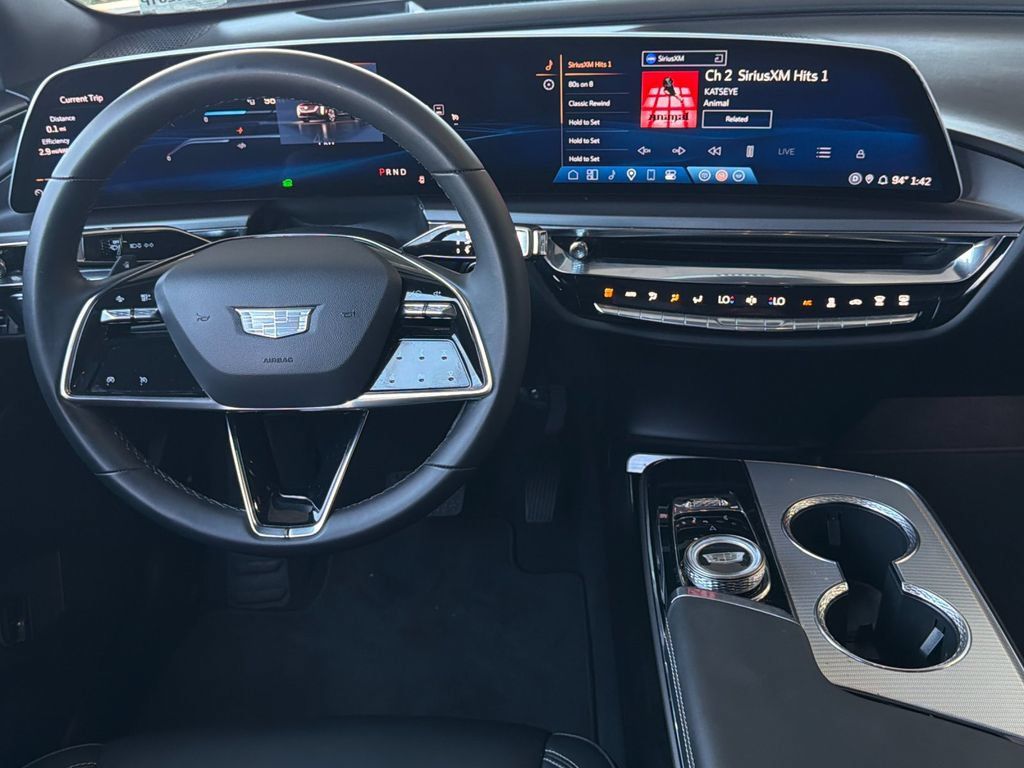 Used 2024 Cadillac Lyriq Tech AWD/4WD image 14