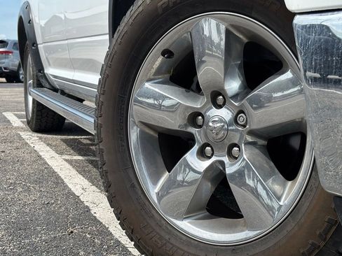 Used 2016 RAM 1500 Lone Star RWD image 2