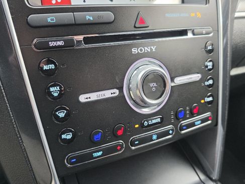 Used 2018 Ford Explorer Sport w/ Equipment Group 401A image 22