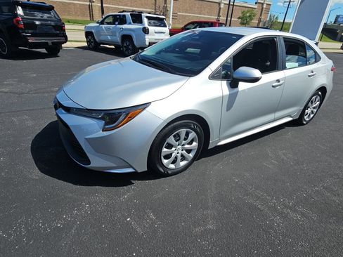 Certified 2024 Toyota Corolla LE FWD image 7