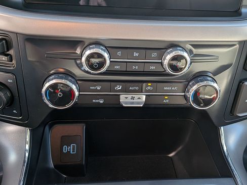 Used 2024 Ford F150 XLT w/ Mobile Office Package image 24