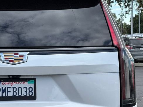 Used 2022 Cadillac Escalade Sport w/ Touring Package AWD/4WD image 54