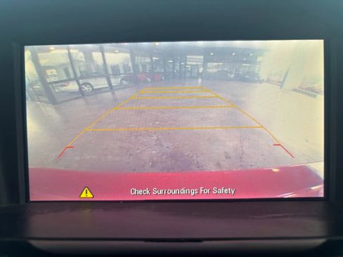 Used 2016 Chevrolet Cruze LT image 17