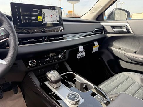 New 2026 Mitsubishi Outlander Trail Edition image 32