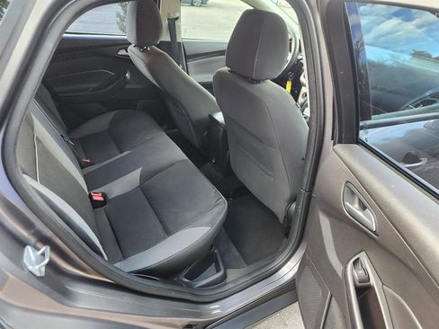 Used 2014 Ford Focus SE image 14