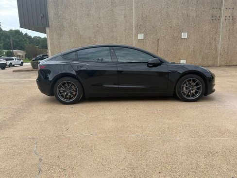 Used 2021 Tesla Model 3 Long Range AWD/4WD image 6