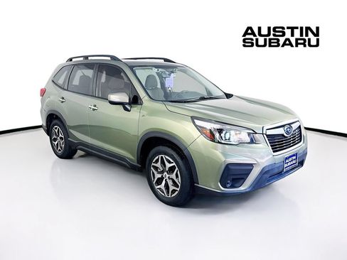 Used 2020 Subaru Forester Premium AWD/4WD image 1