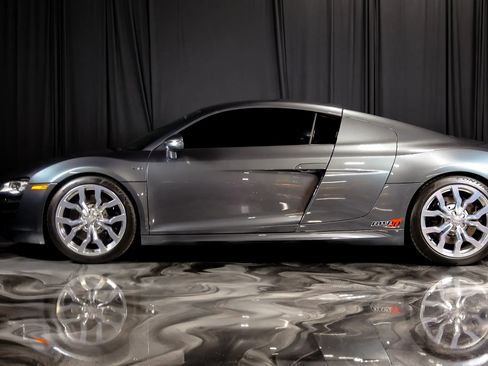 Used 2011 Audi R8 V10 image 7