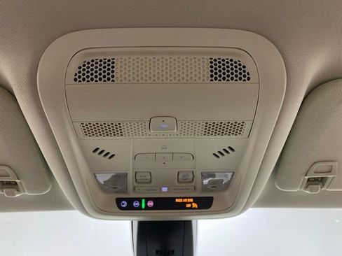 Used 2025 Cadillac XT6 Premium Luxury w/ Technology Package FWD image 61