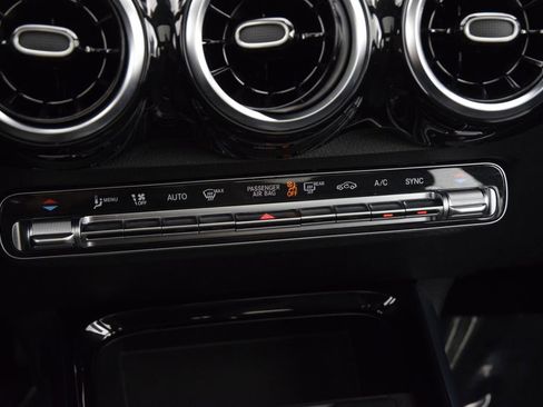 Certified 2026 Mercedes-Benz GLB 250 GLB 250 image 31