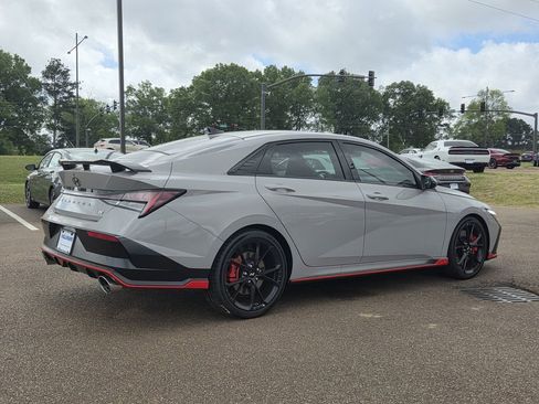 Certified 2025 Hyundai Elantra N FWD image 4