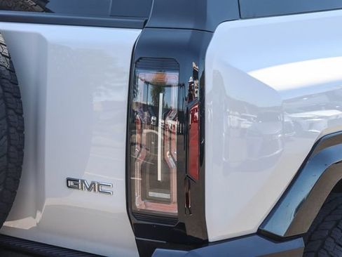Used 2026 GMC Hummer EV SUV AWD/4WD image 8