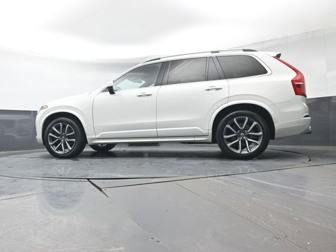 Used 2019 Volvo XC90 T5 Momentum image 33