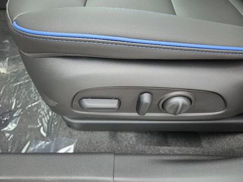 New 2026 Buick Envista Sport Touring w/ Convenience I Package FWD image 5