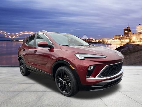 Used 2024 Buick Encore GX Sport Touring image 4