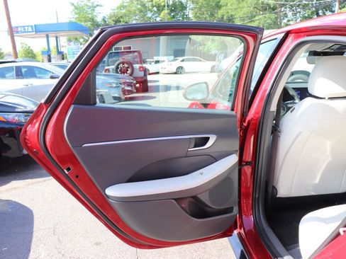 Used 2024 Hyundai Sonata SEL FWD image 24