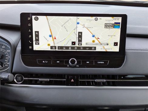 Used 2025 Mitsubishi Outlander SE image 19