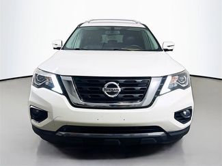 Used 2020 Nissan Pathfinder Platinum video 2