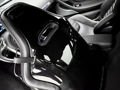 Used 2025 McLaren GTS image 25